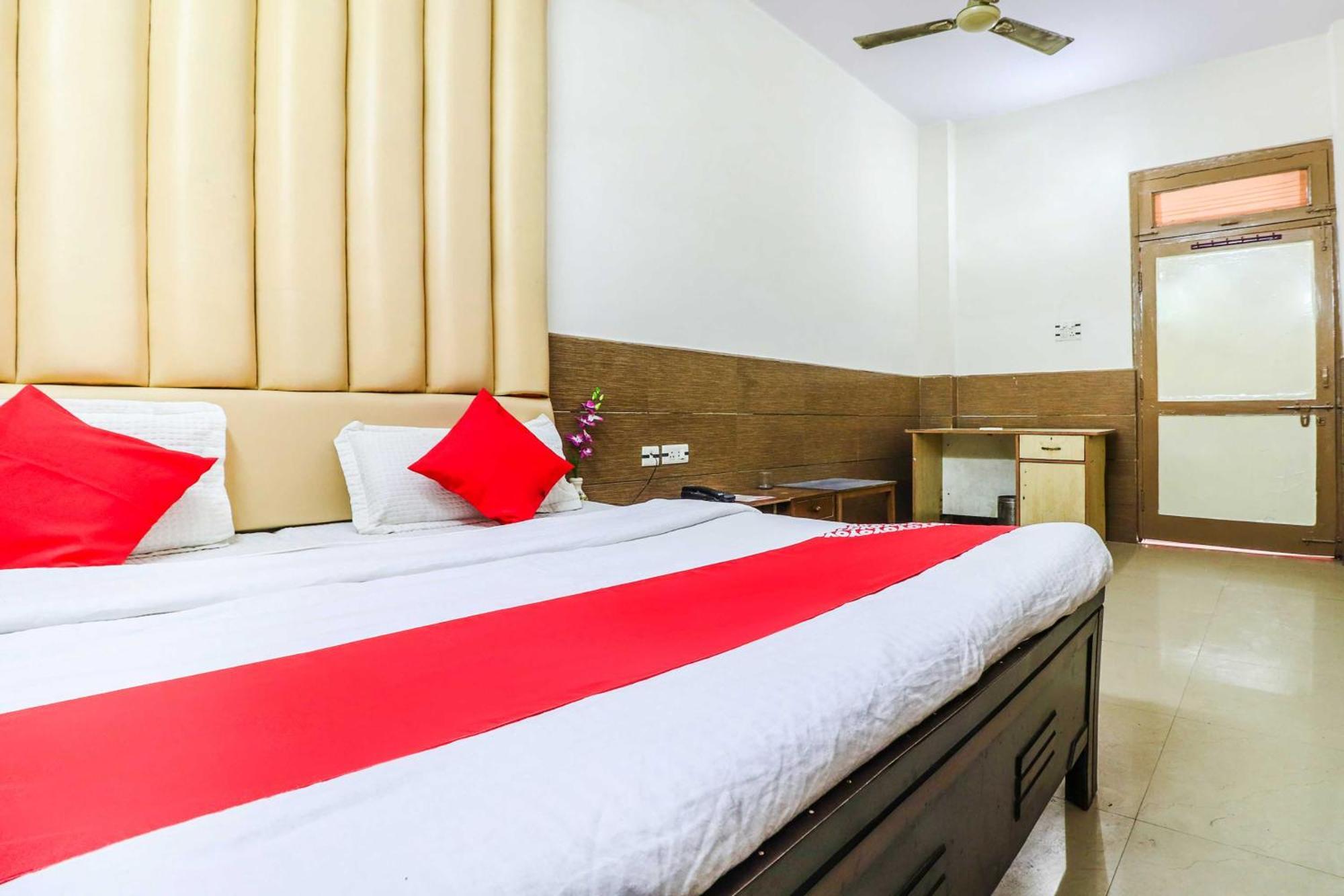 Super Hotel O Prem Chunaria Moradabad Exterior photo