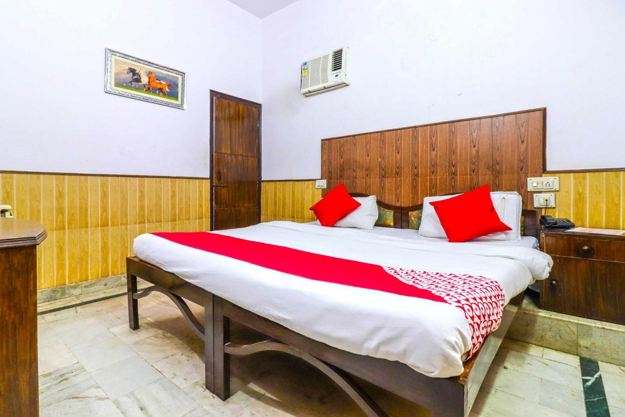 Super Hotel O Prem Chunaria Moradabad Exterior photo